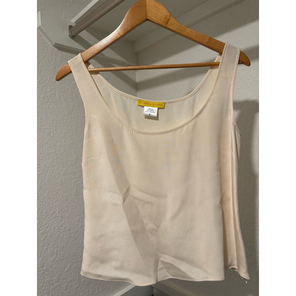 NWT Flores & Flores Silk Top size 6